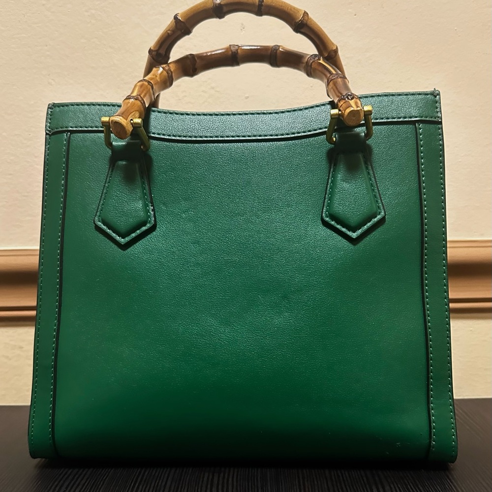 Lady's bag .
